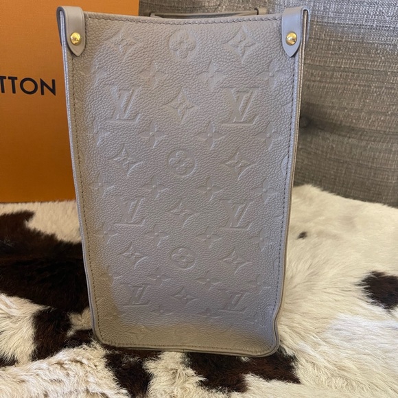 Louis Vuitton On The Go- like new with receipt! - Picture 6 of 14